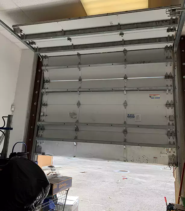 Automatic Roll Up Garage Door Services in Oakland, FL