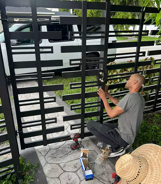 Driveway Gate Repair in Oakland, FL