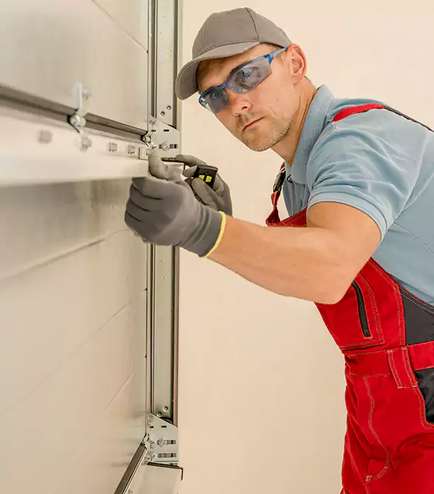 Garage Door Panel Replacement in Oakland, FL