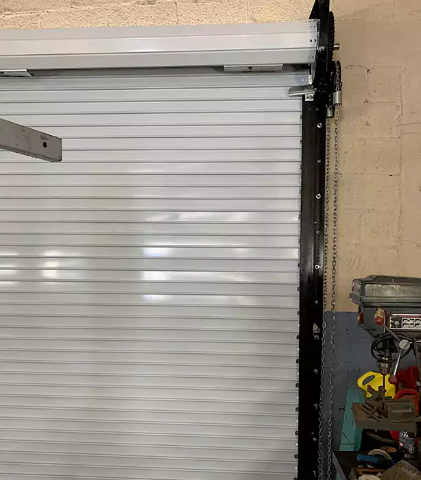 Janus Roll Up Garage Doors Services in Oakland, FL